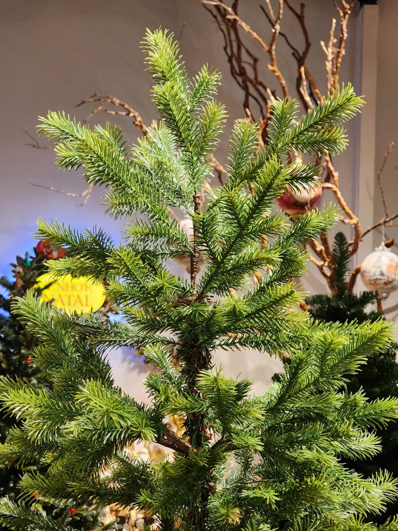 ÁRVORE PINHEIRO SUPER REALISTA DIAMOND 579 GALHOS 2,10CM