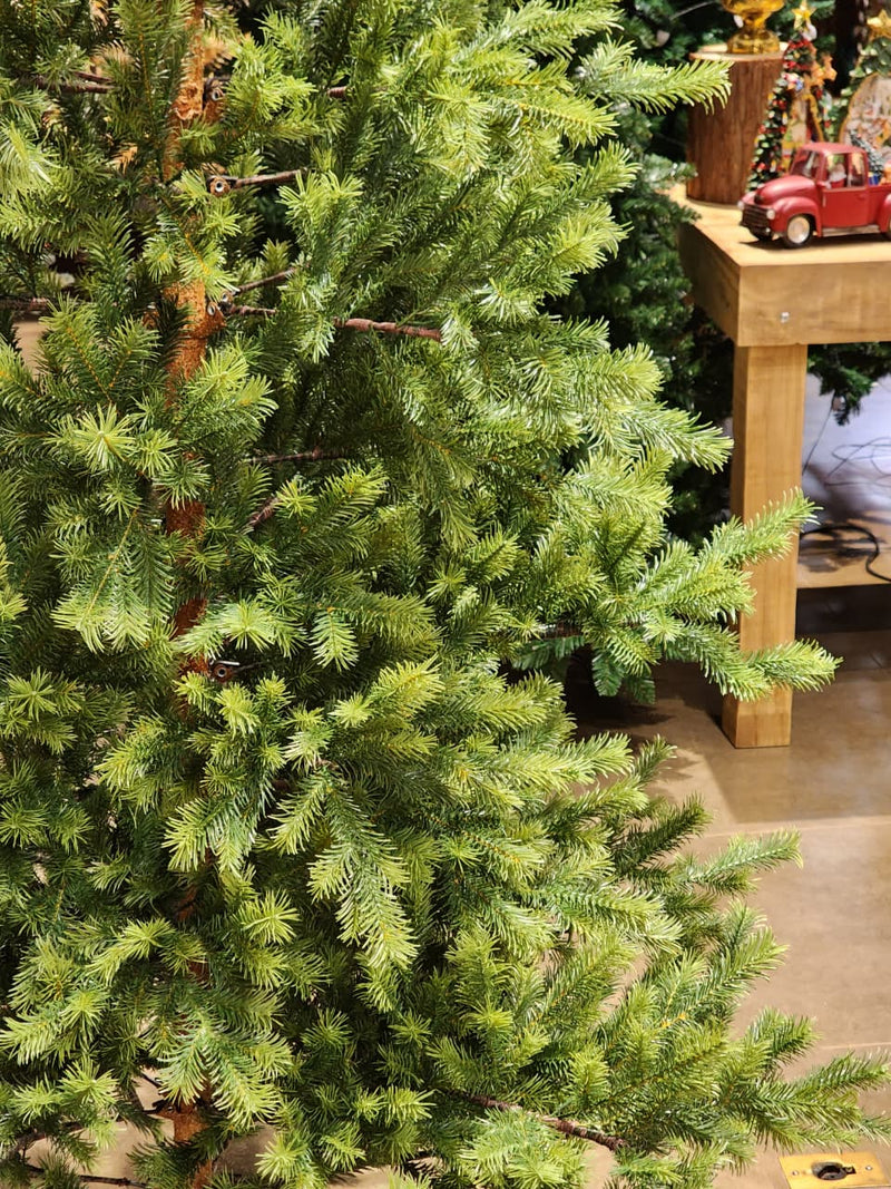 ÁRVORE PINHEIRO SUPER REALISTA DIAMOND 579 GALHOS 2,10CM