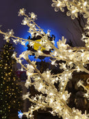 ÁRVORE DE LED CEREJEIRA WARM COM BRANCO FRIO 2,50CM 110V USO EXTERNO E INTERNO